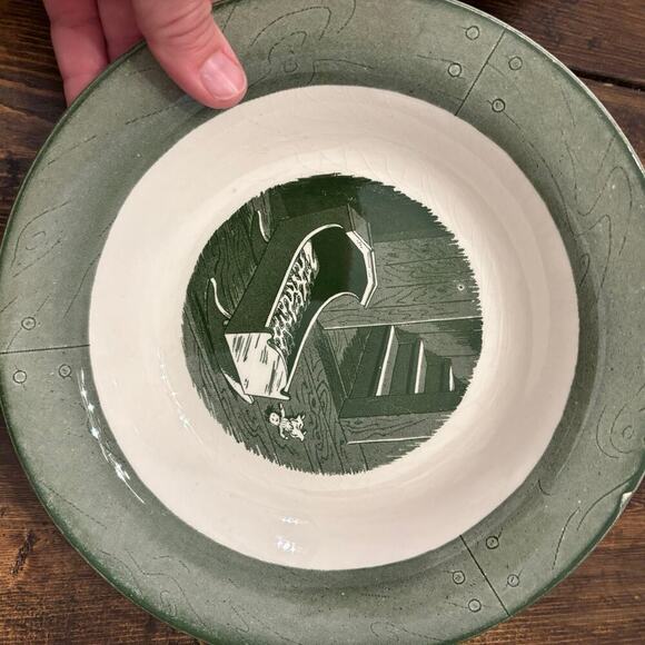 Vintage Set of 2 Royal Colonial Homestead Green 8 3/8" Rim Soup Bowls - Picture 4 of 7